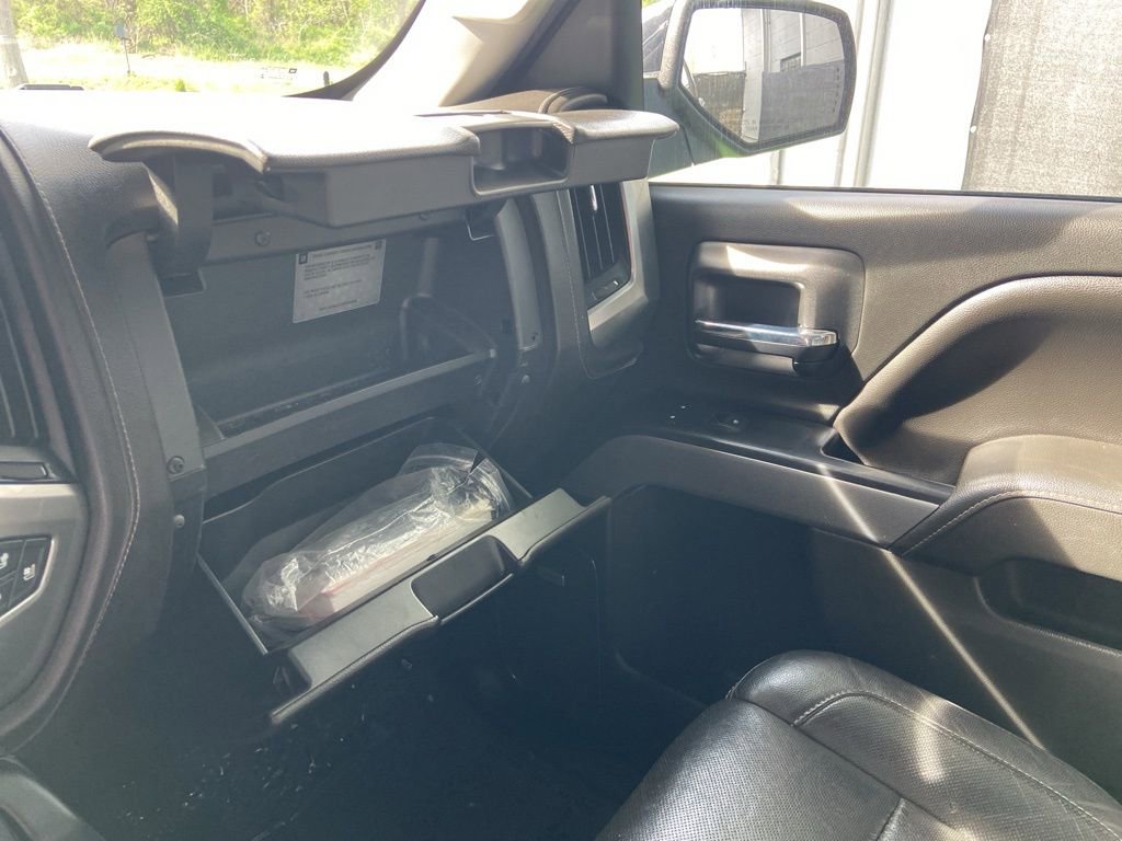 Used 2018 Chevrolet Silverado 1500 LTZ Z71 w/ LTZ Plus Package AWD/4WD image 28