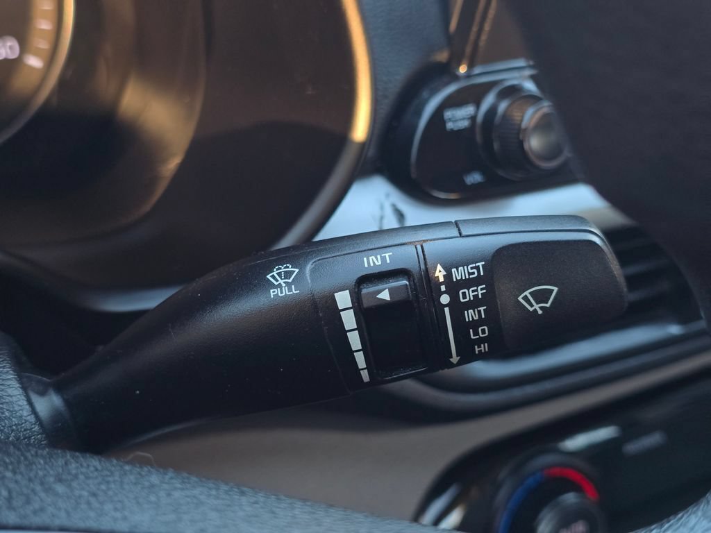 Used 2019 Kia Forte LXS FWD image 26