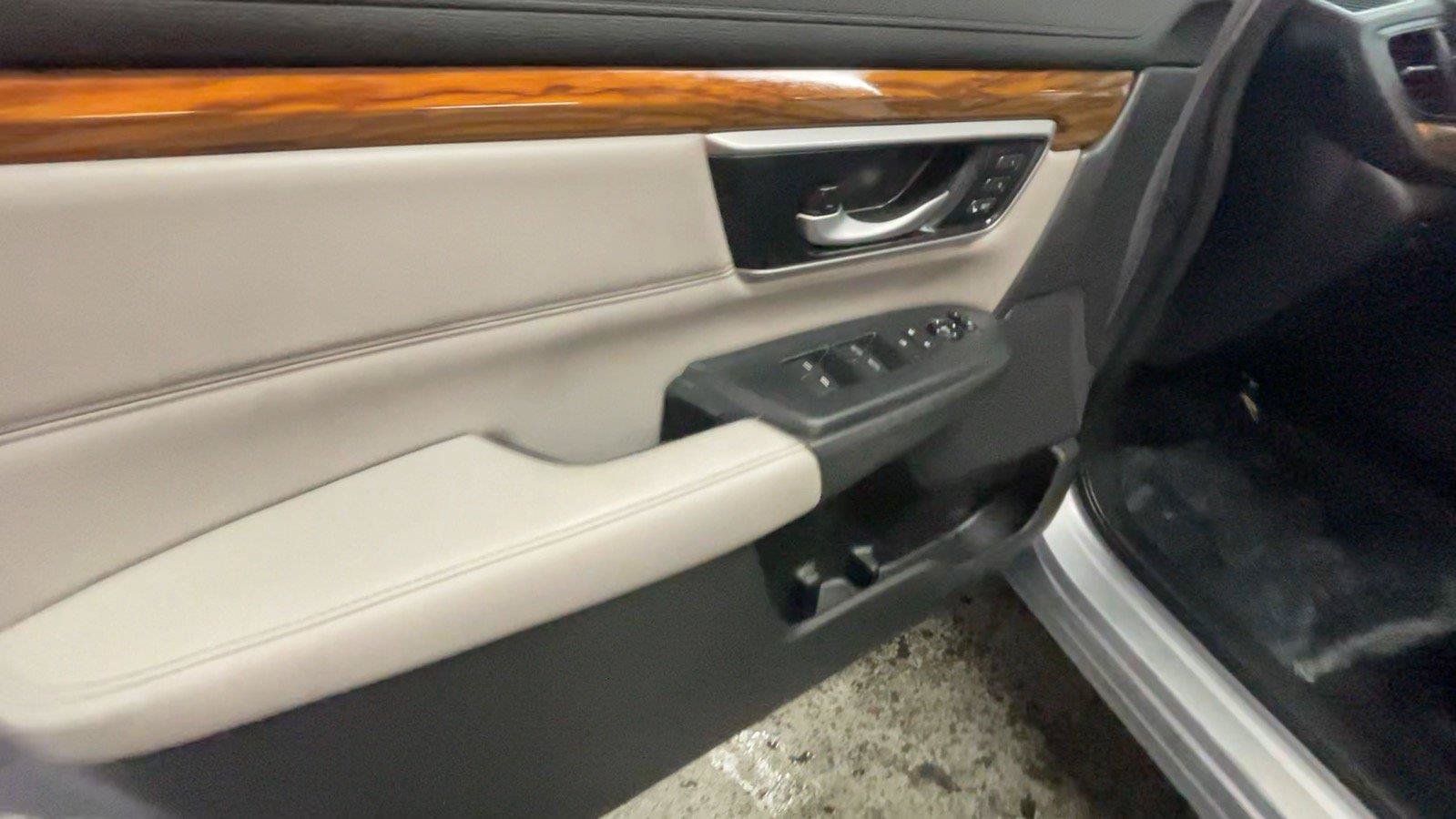 Used 2019 Honda CR-V EX-L image 29