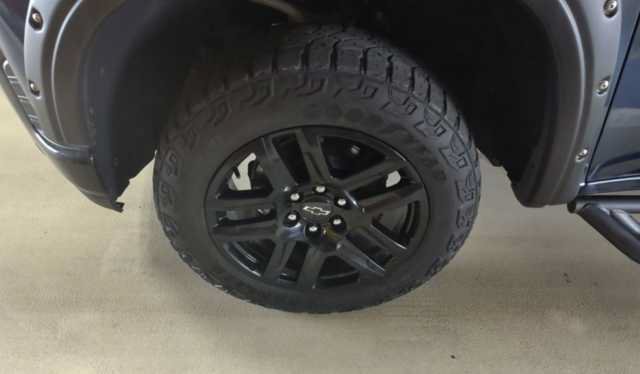 Used 2022 Chevrolet Silverado 1500 LT Trail Boss w/ Safety Package AWD/4WD image 6