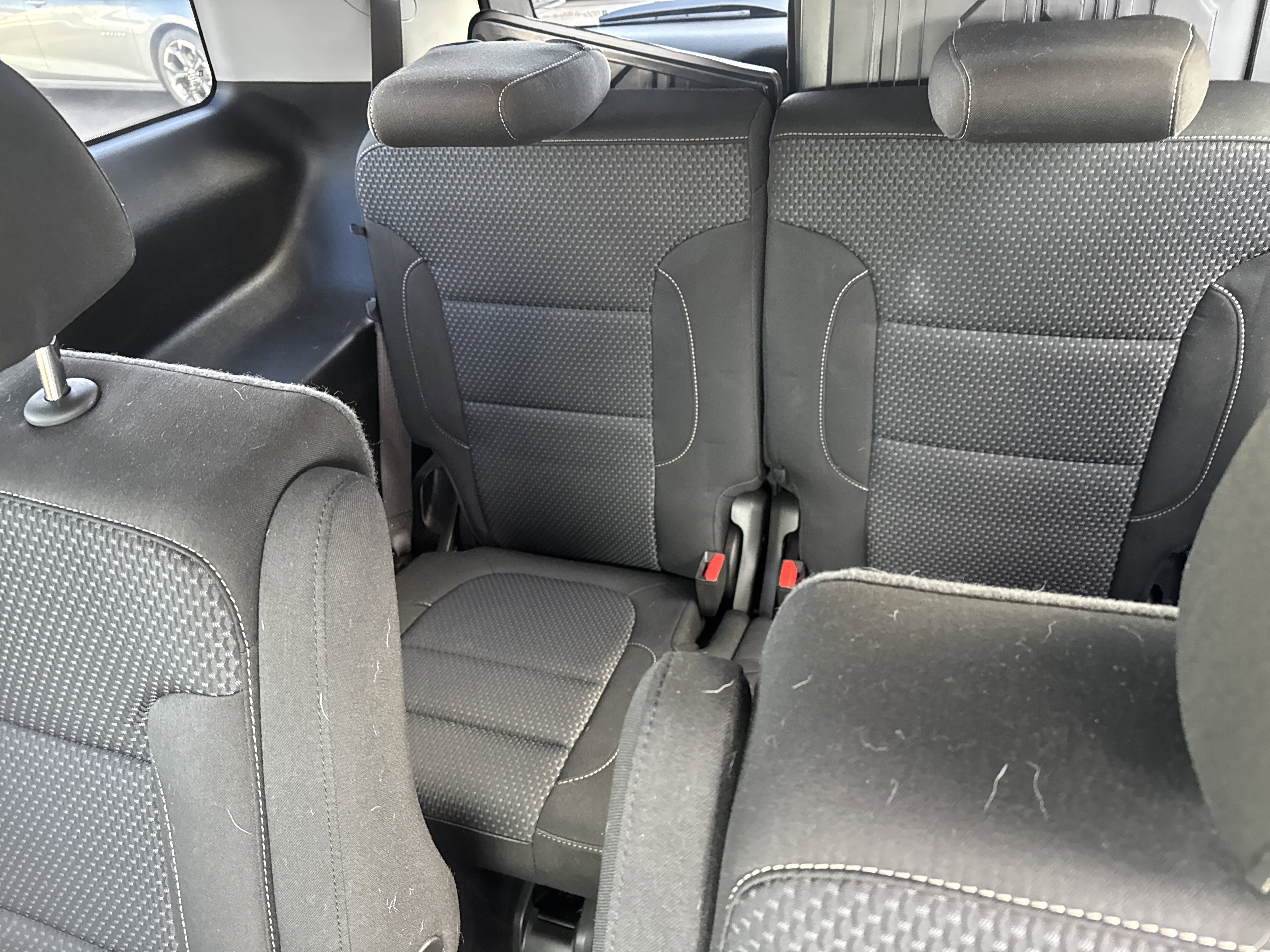 Used 2021 GMC Acadia SLE w/ Driver Convenience Package image 14