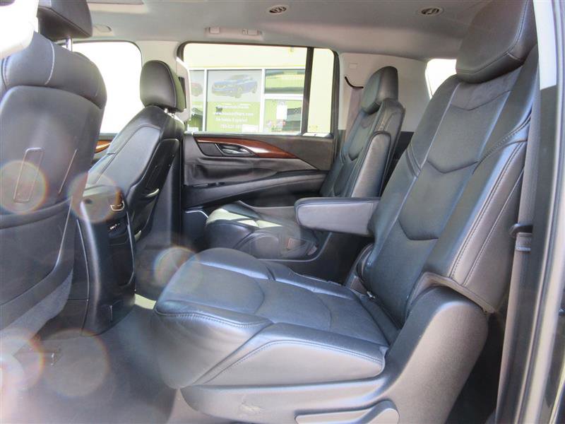 Used 2015 Cadillac Escalade ESV Premium AWD/4WD image 28