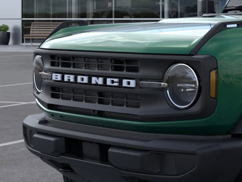 New 2025 Ford Bronco 4-Door image 19
