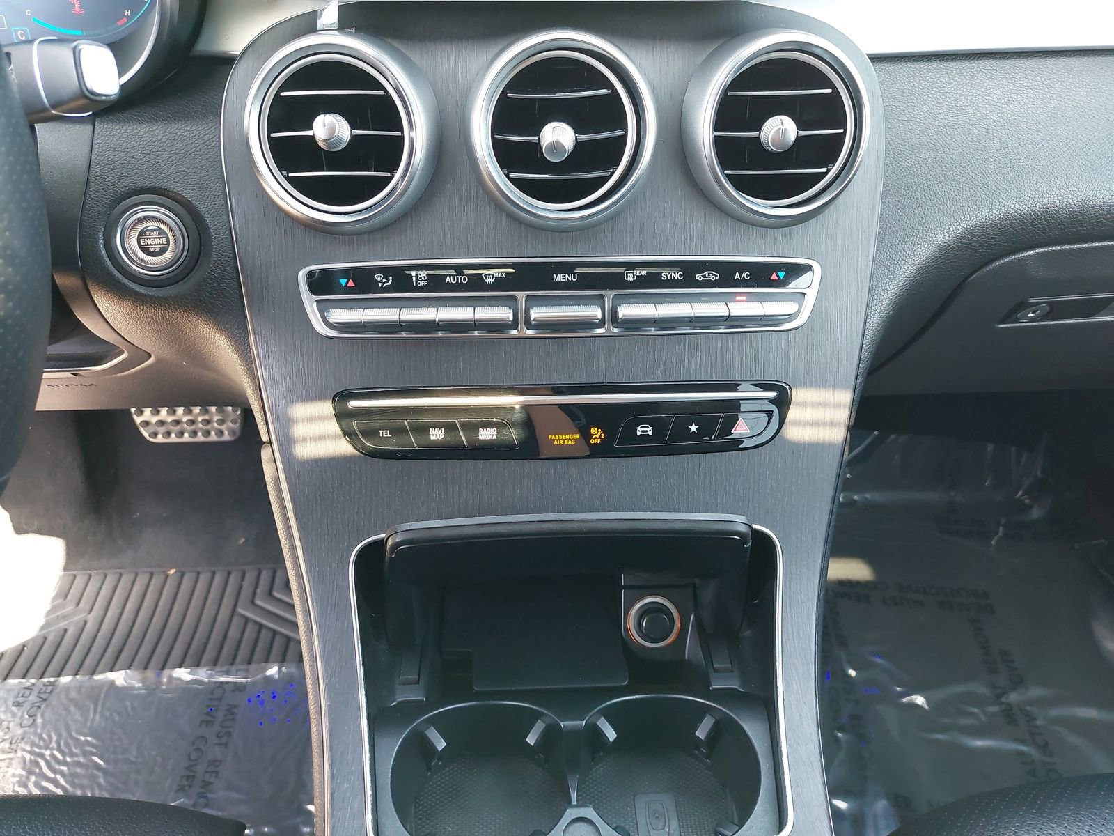 Used 2020 Mercedes-Benz GLC 300 4MATIC Coupe image 24