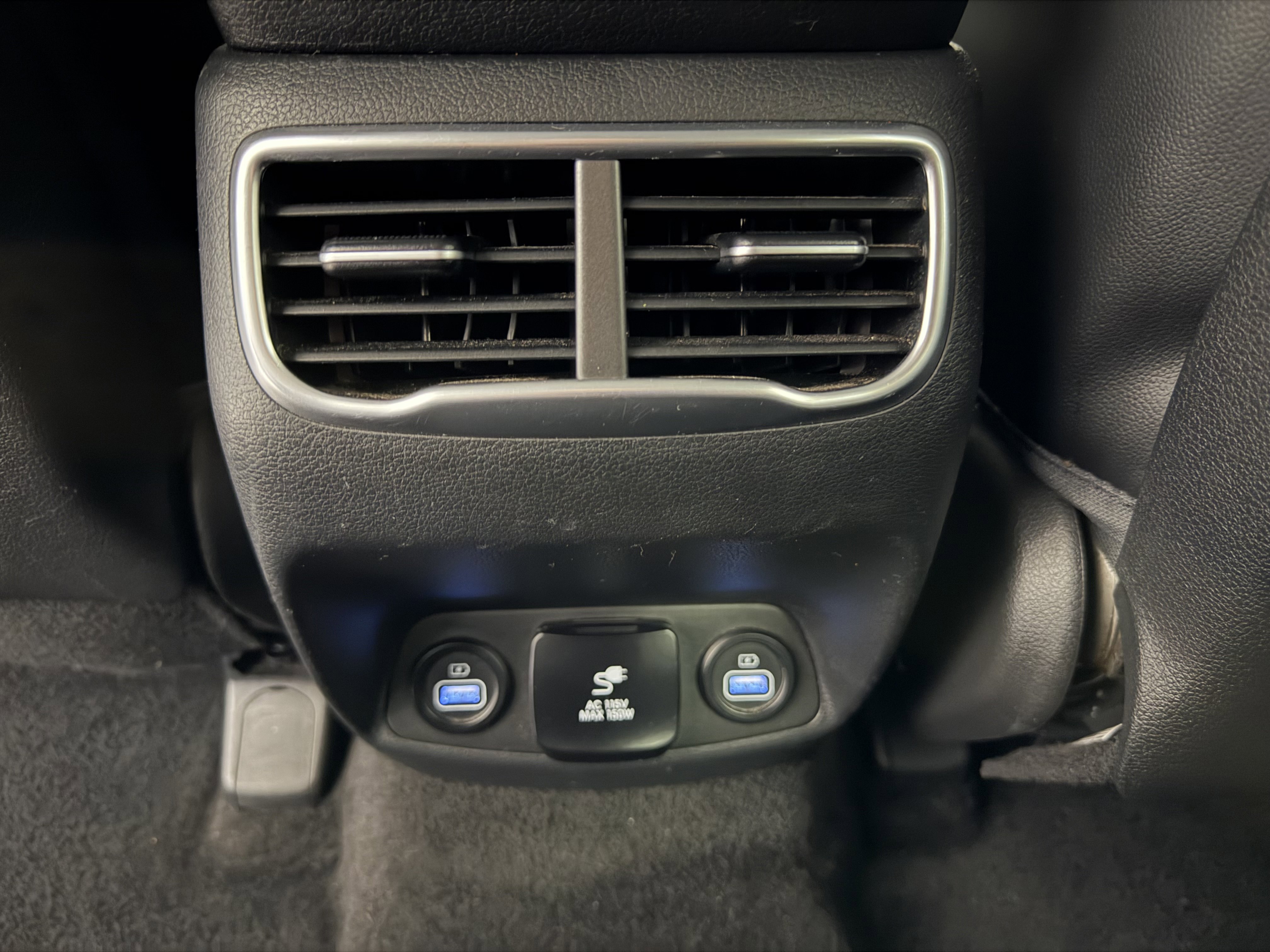Used 2022 Hyundai Santa Fe Limited FWD image 30