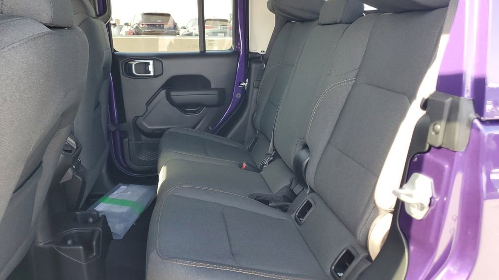 New 2026 Jeep Gladiator Sport image 15