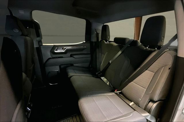 Used 2024 Chevrolet Silverado 1500 LT image 23