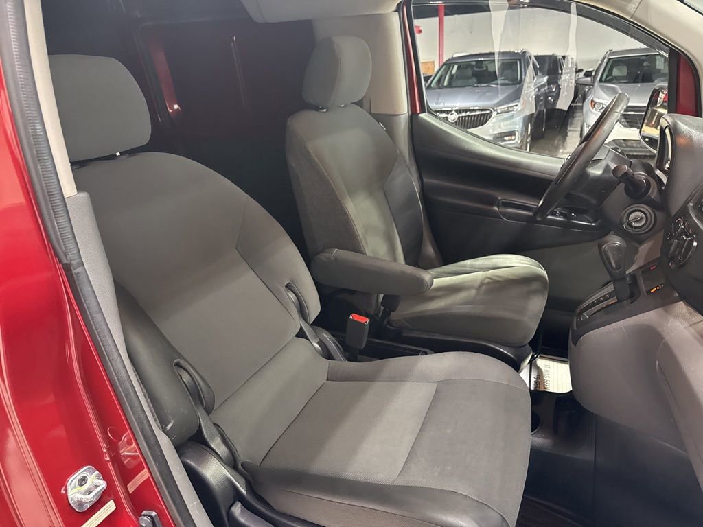 Used 2015 Nissan NV200 S w/ Cruise Control Package image 35