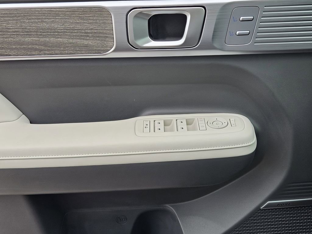 Certified 2025 Hyundai Santa Fe Calligraphy image 19