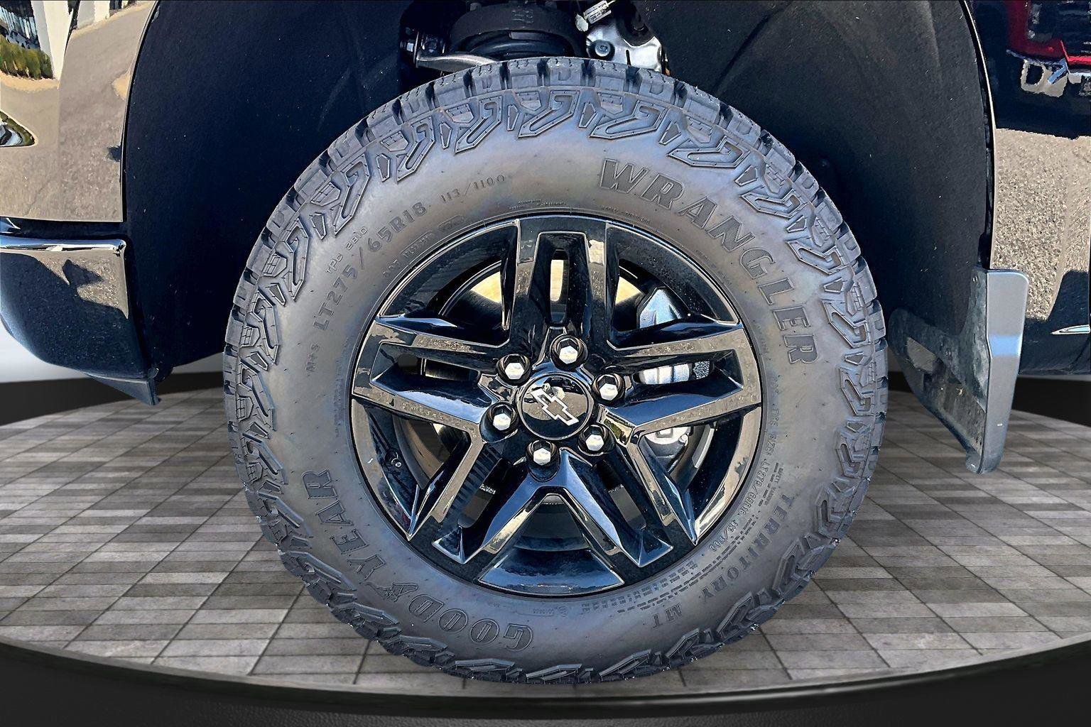 Certified 2025 Chevrolet Silverado 1500 Custom Trail Boss image 22