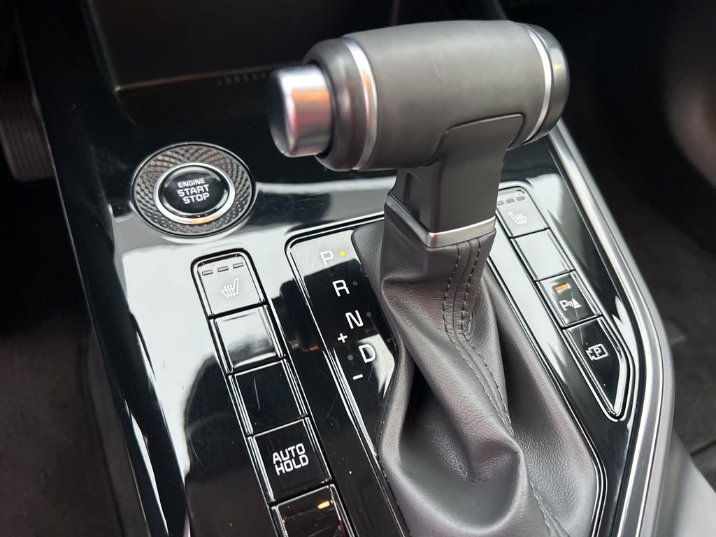 Used 2023 Kia Niro EX image 26