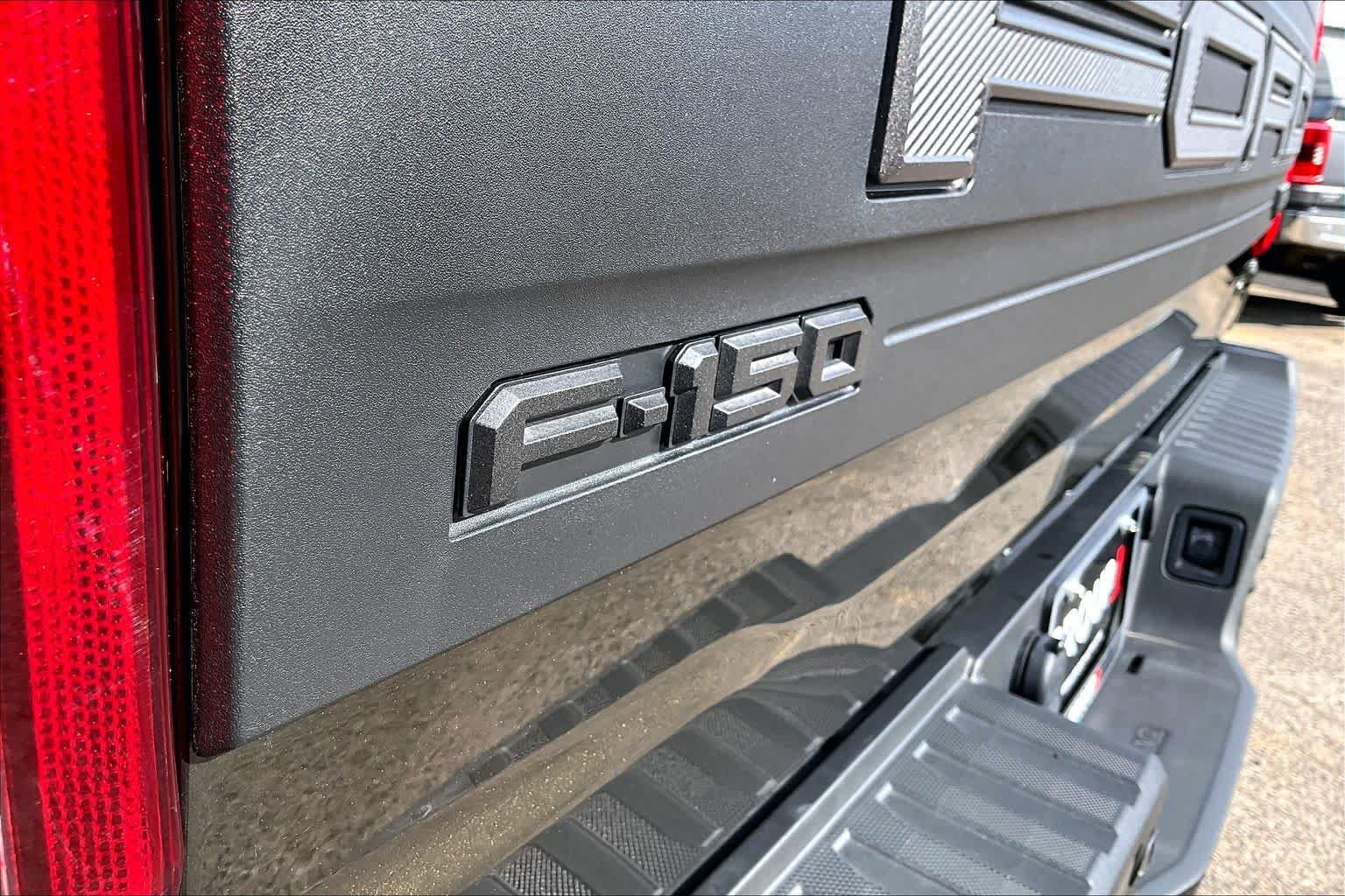 Used 2025 Ford F150 Raptor AWD/4WD image 31