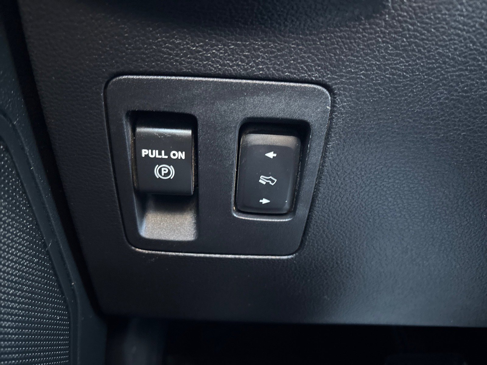 Used 2019 Ford F150 XLT w/ Equipment Group 302A Luxury image 16