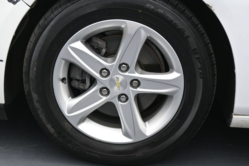 Used 2020 Chevrolet Malibu LS FWD image 24