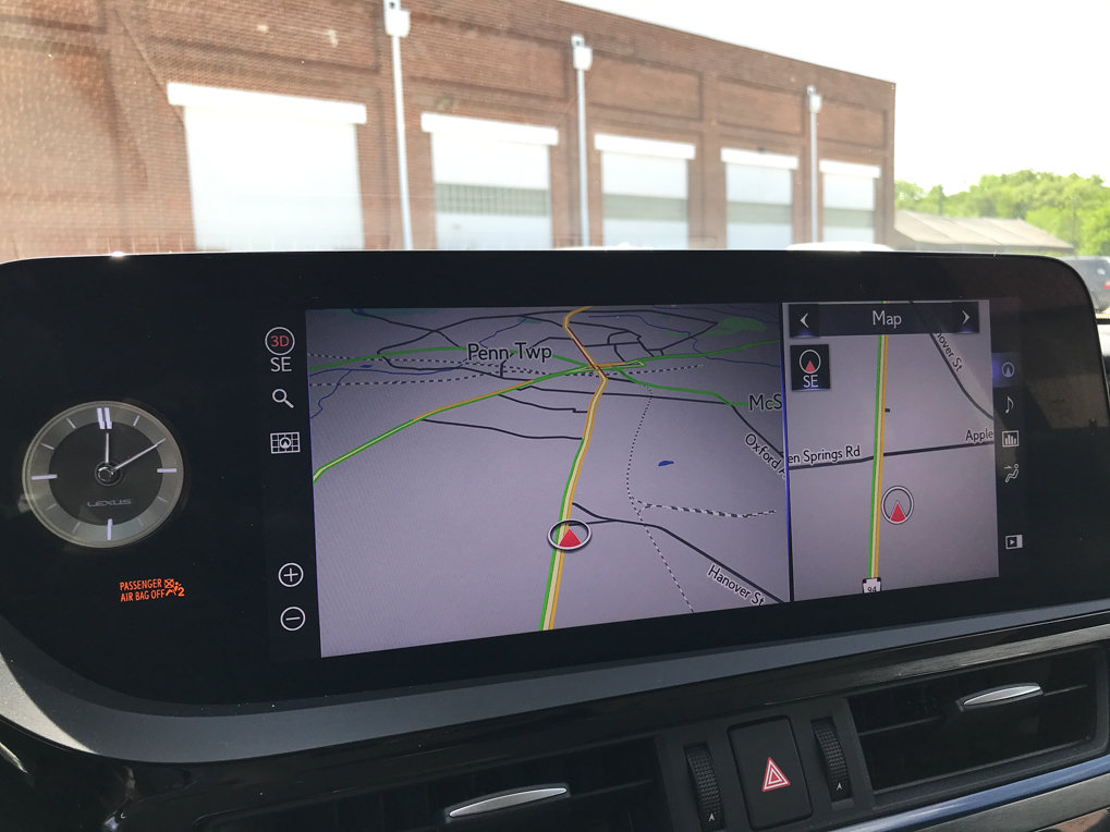 Used 2022 Lexus ES 300h w/ Premium Package FWD image 21
