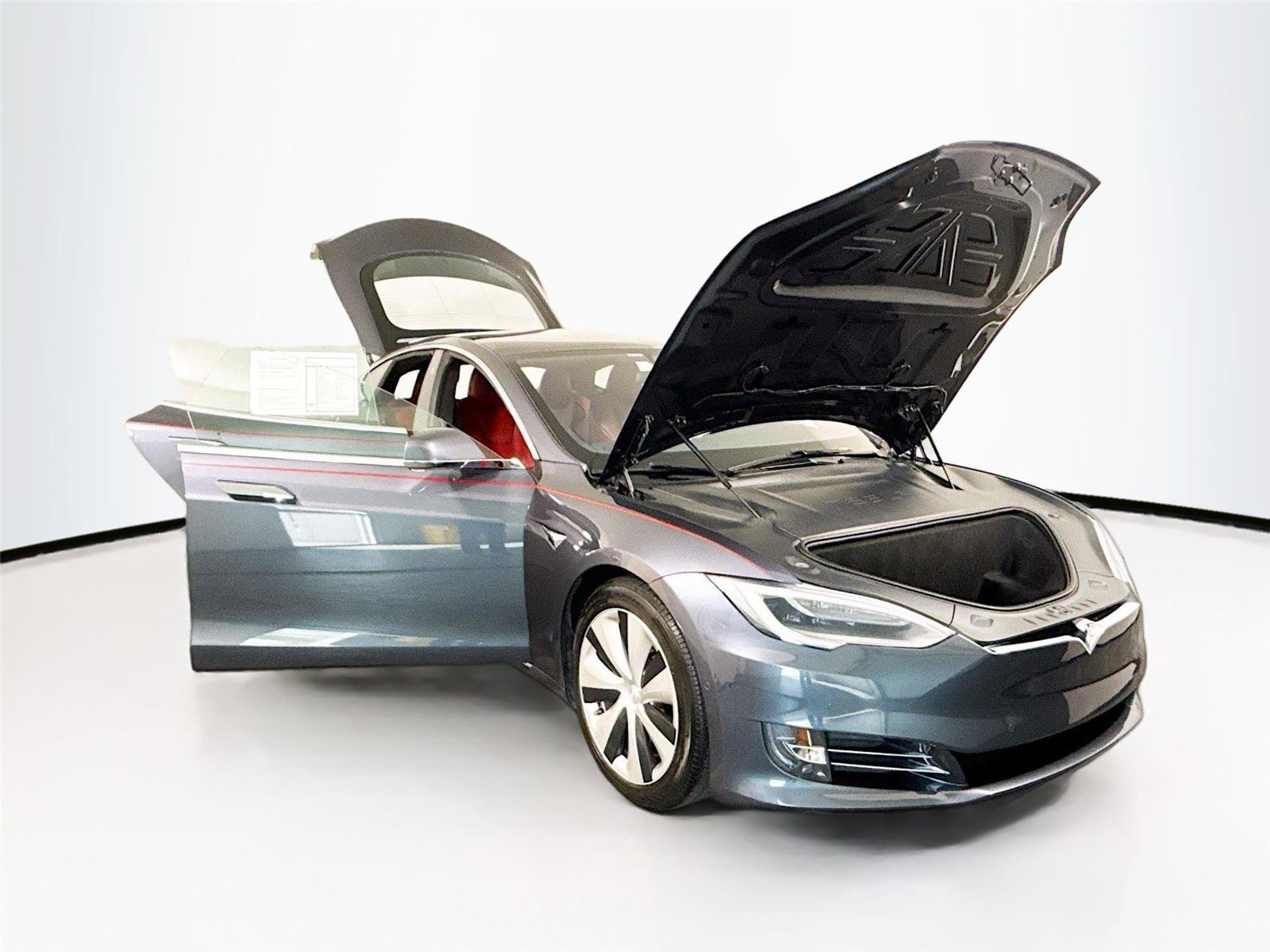 Used 2021 Tesla Model S Long Range Plus image 32