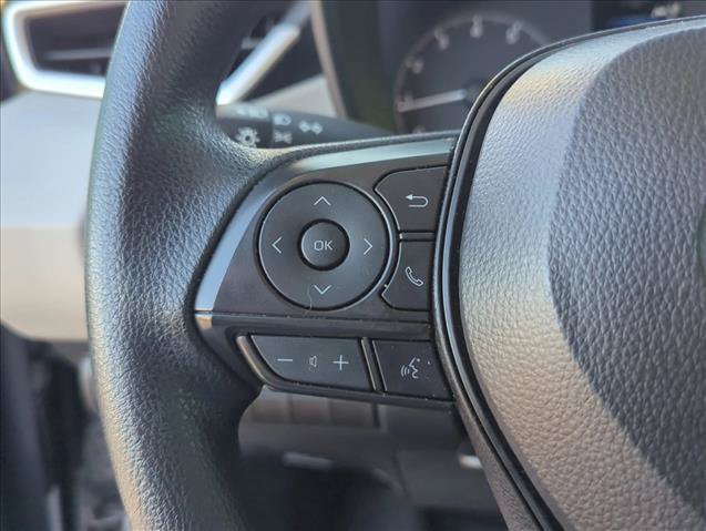 Used 2025 Toyota Corolla LE FWD image 15