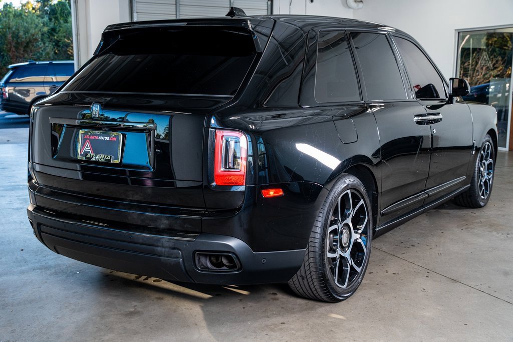 Used 2022 Rolls-Royce Cullinan Black Badge image 6