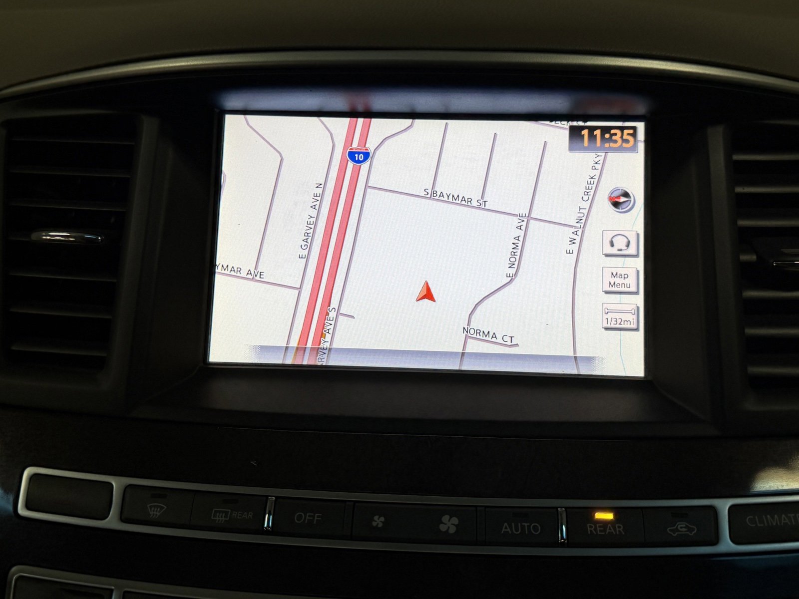 Used 2013 INFINITI JX35 Base w/ Premium Pkg image 28