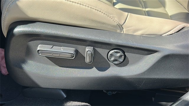 Used 2022 Honda CR-V EX-L image 11