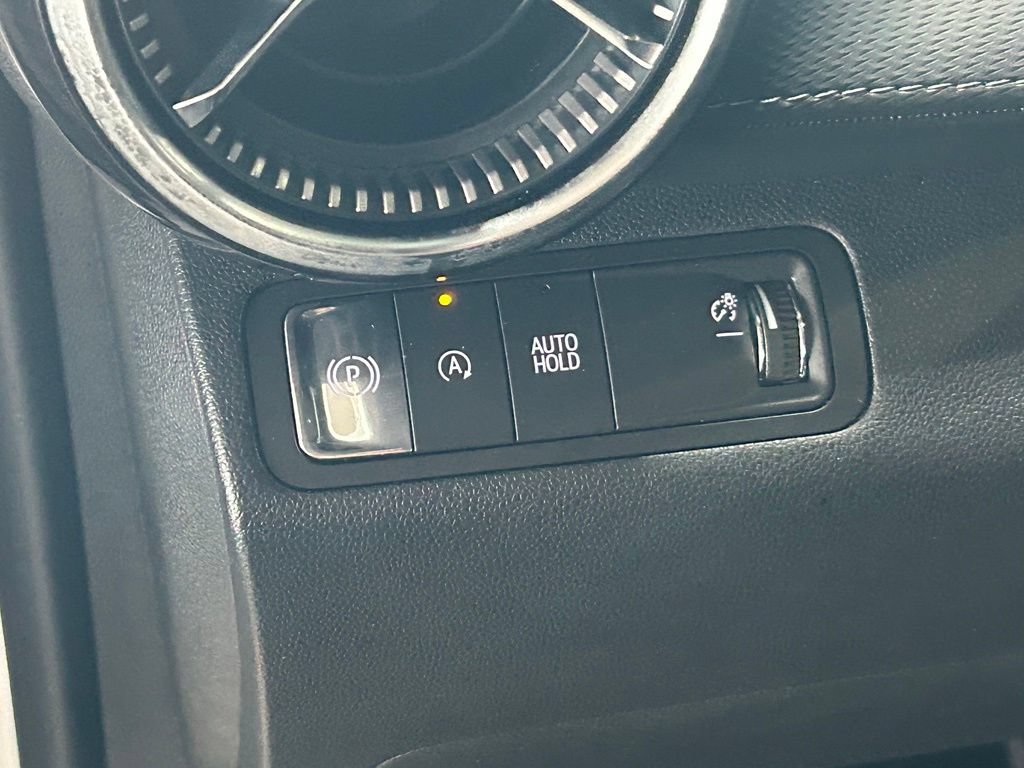Used 2025 Chevrolet Equinox LT FWD image 19