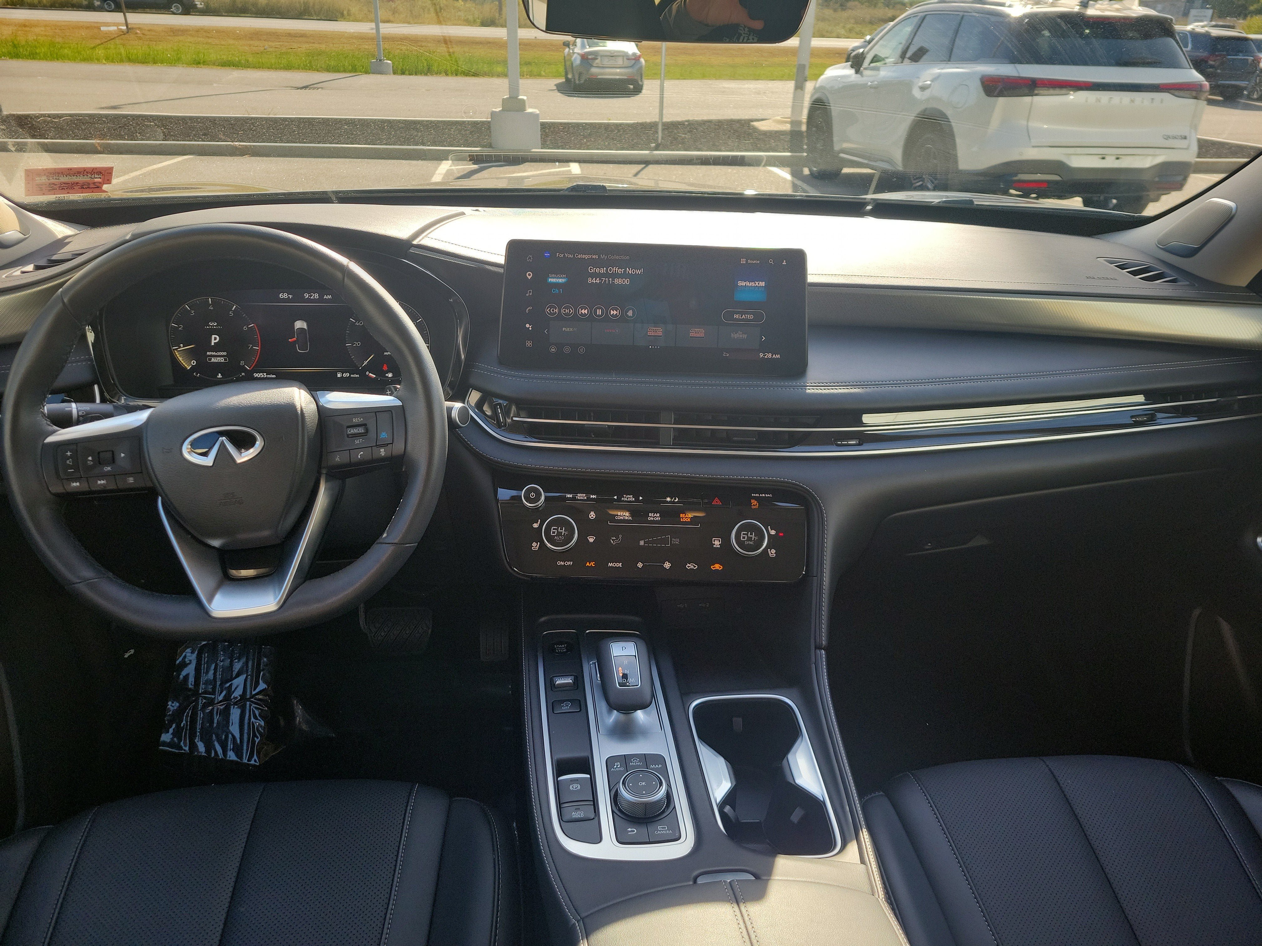 Used 2026 INFINITI QX60 Luxe w/ Cargo Package AWD/4WD image 3