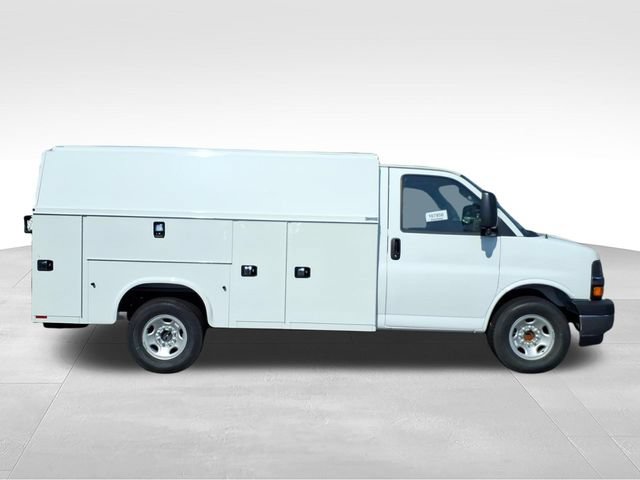 New 2026 Chevrolet Express 3500 w/ Power Convenience Package RWD image 2