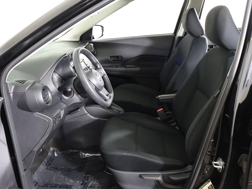 Used 2024 Nissan Kicks S image 28