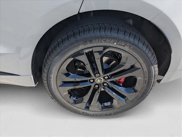 New 2025 Jaguar F-PACE R-Dynamic S image 7