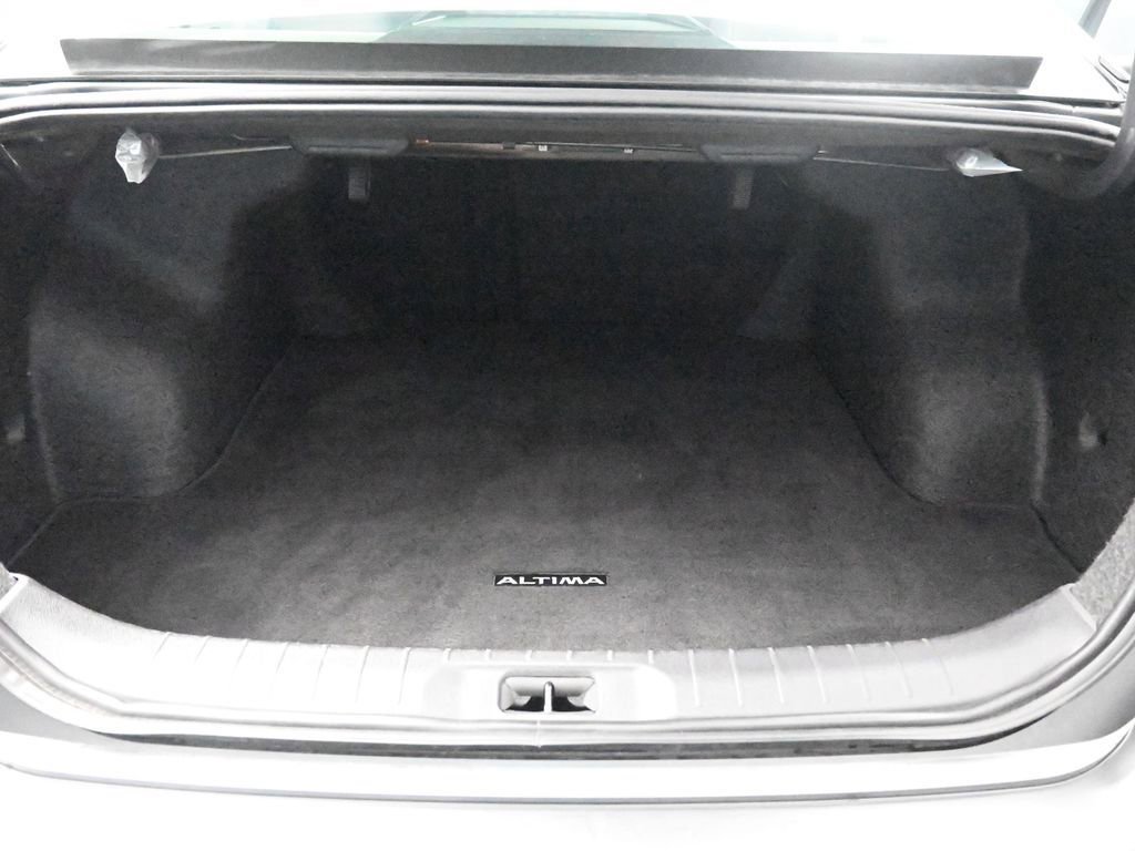 Used 2024 Nissan Altima 2.5 SV image 23