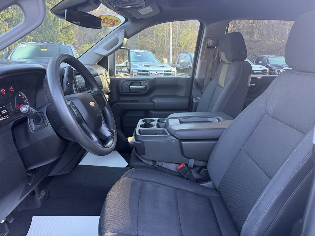 Used 2024 Chevrolet Silverado 2500 Custom image 14