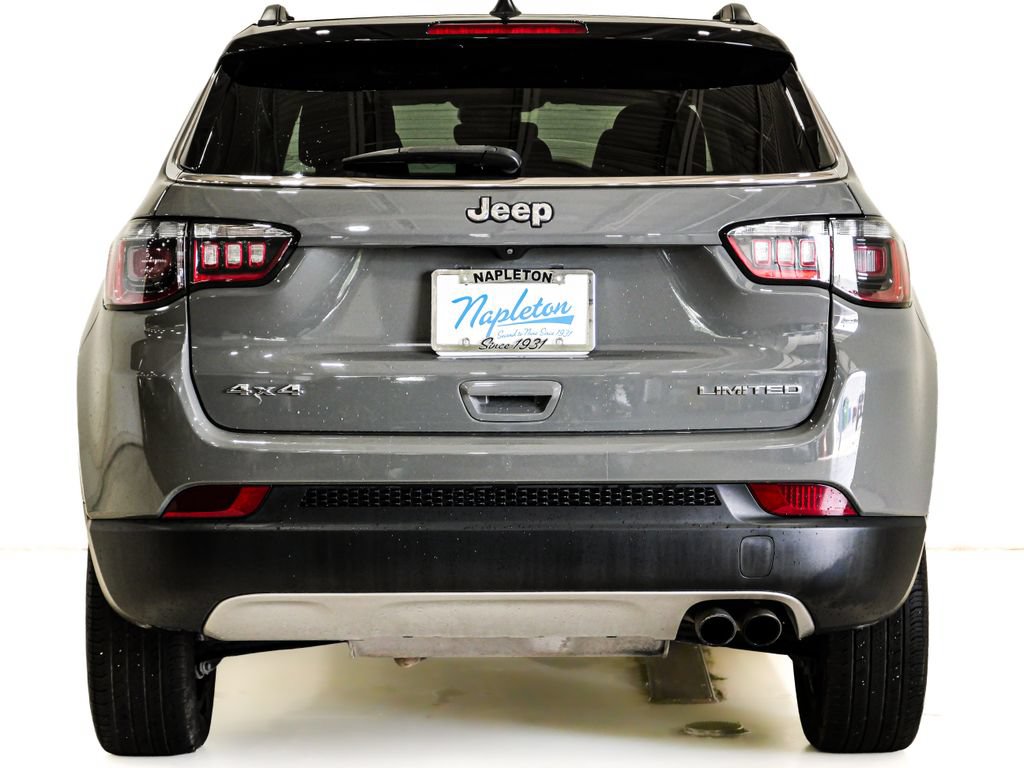 Used 2022 Jeep Compass Limited w/ Sun and Sound Group AWD/4WD image 8