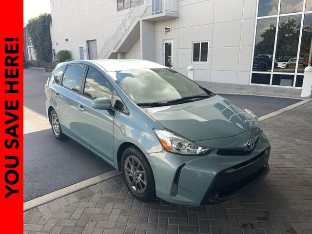 Used 2017 Toyota Prius V Four FWD image 1
