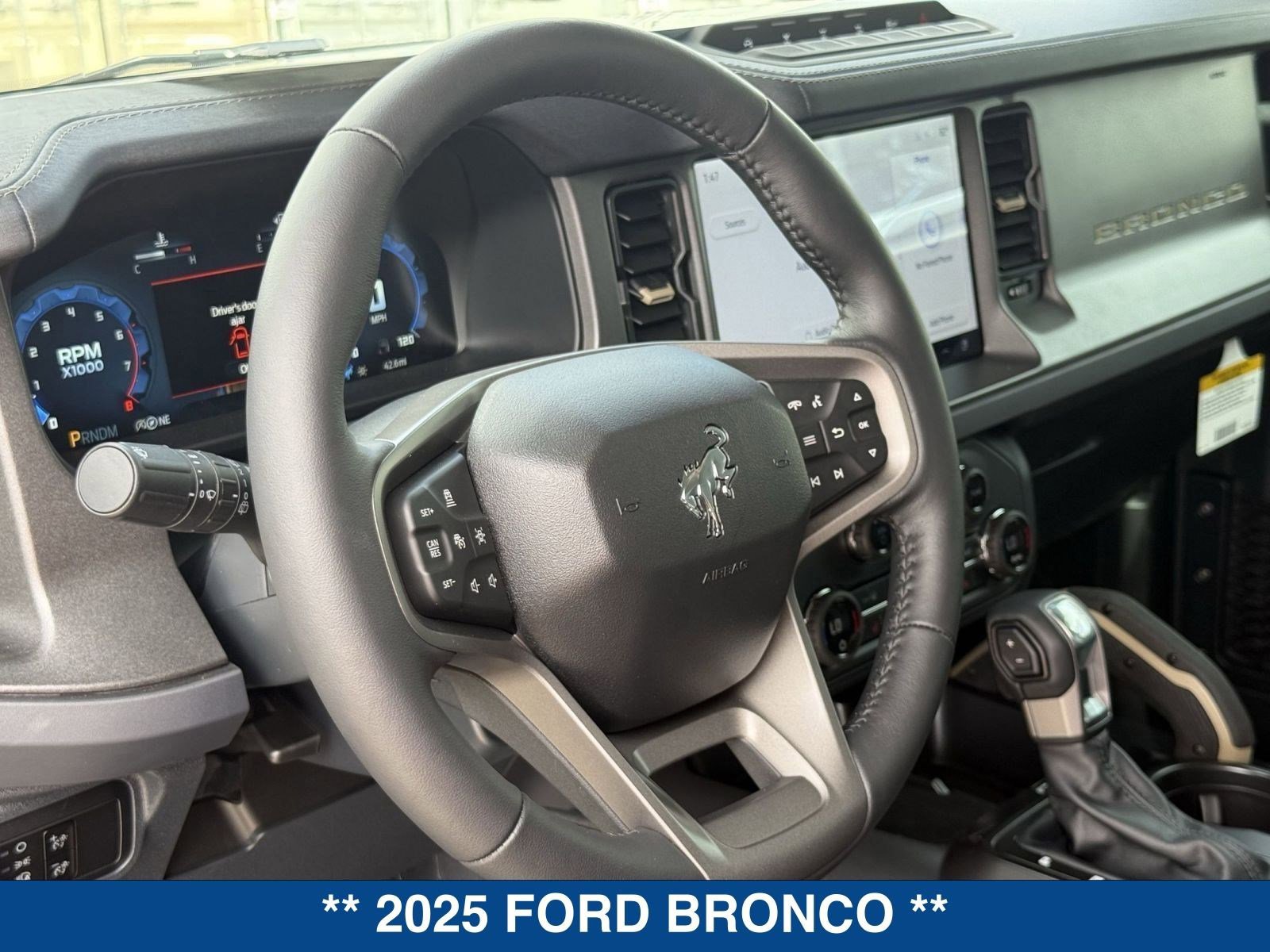 New 2025 Ford Bronco Badlands image 48