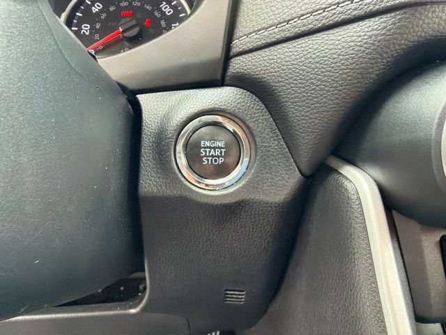 Used 2020 Toyota RAV4 XLE Premium AWD/4WD image 20