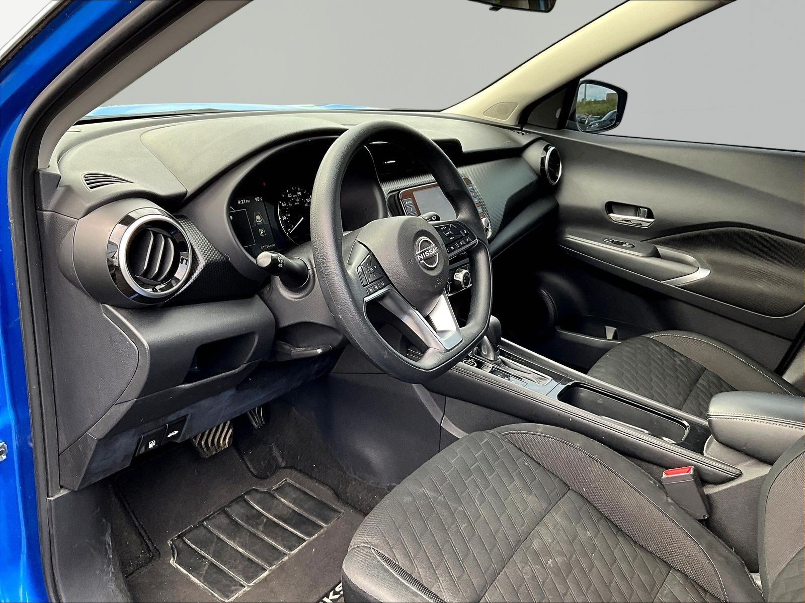 Used 2023 Nissan Kicks SV FWD image 17