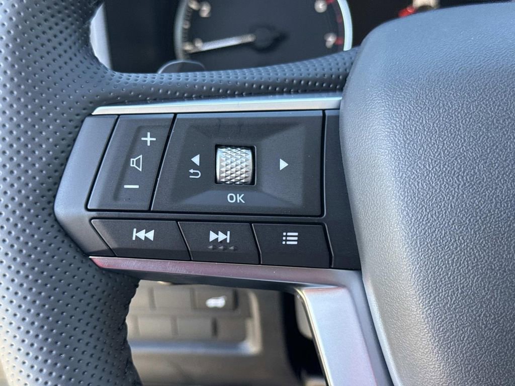 New 2026 Mitsubishi Outlander SE image 39