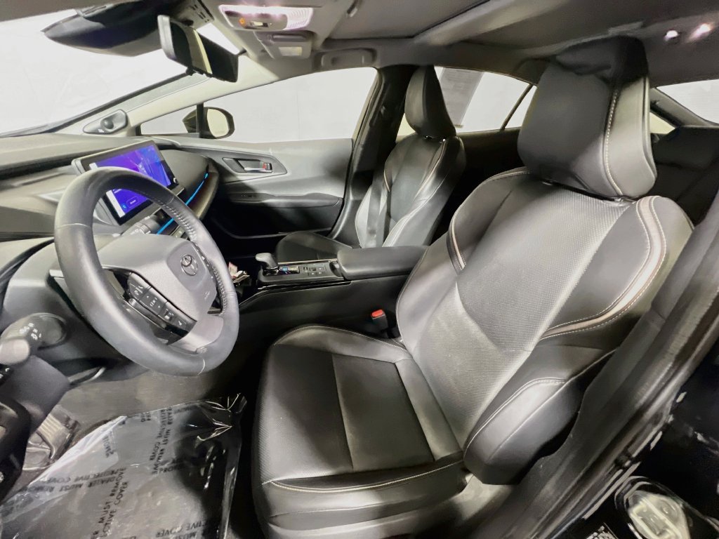 Certified 2024 Toyota Prius Limited w/ Limited Premium Package FWD image 18