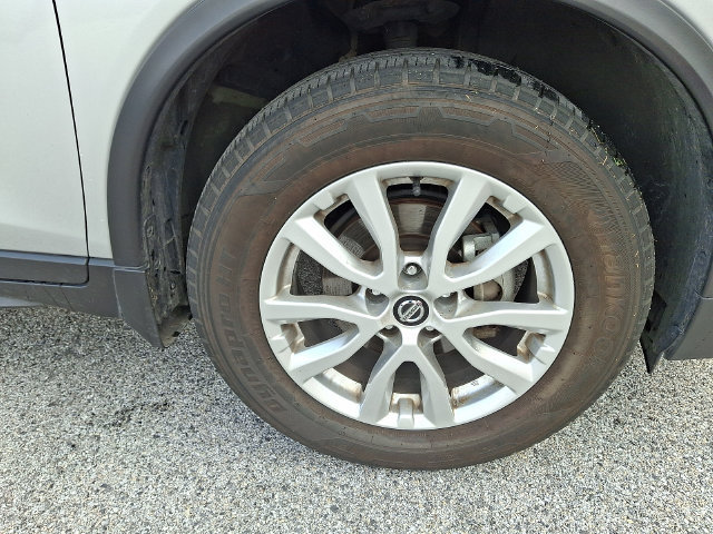 Used 2020 Nissan Rogue S w/ Special Edition Package AWD/4WD image 9