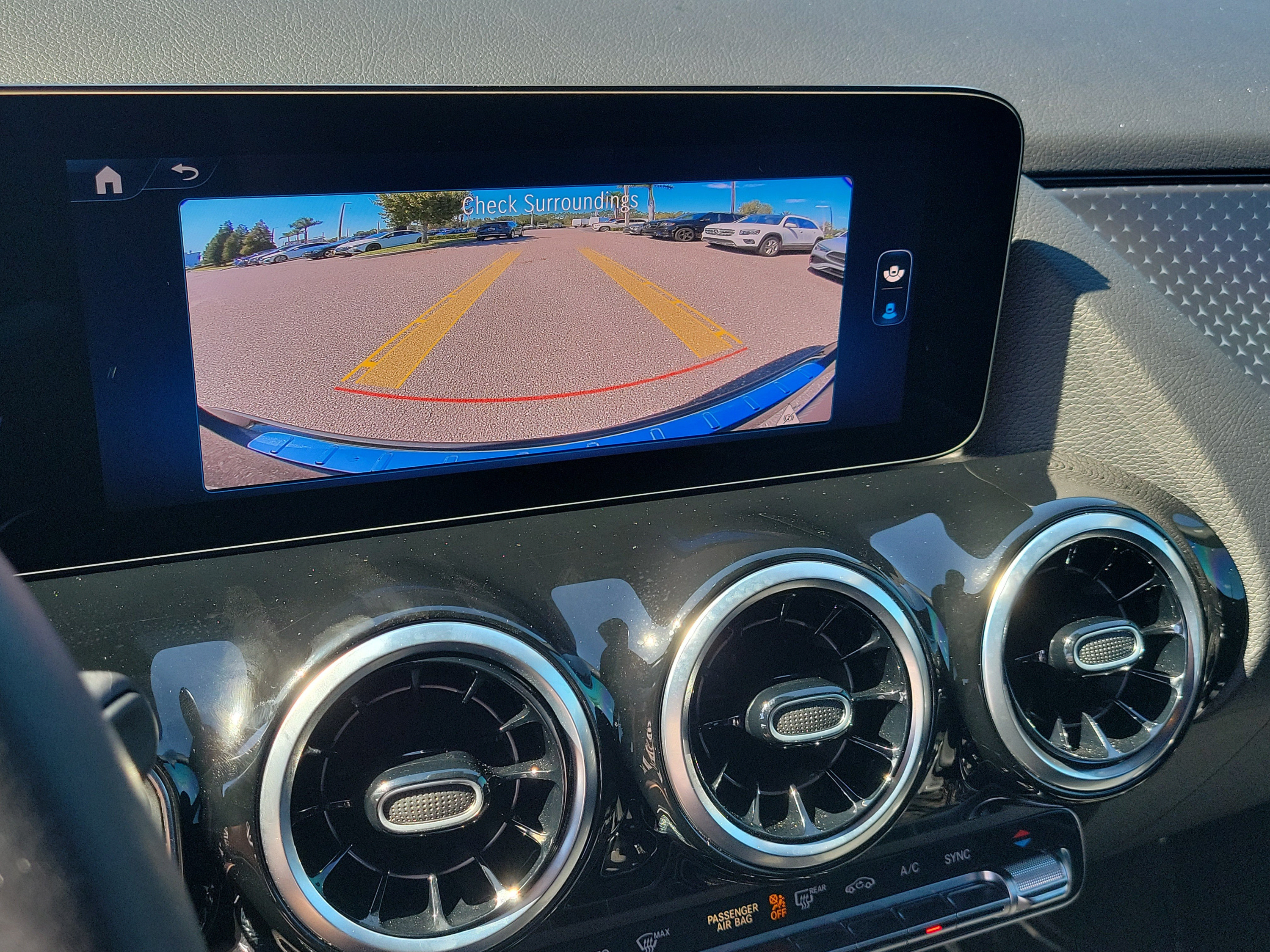 Used 2025 Mercedes-Benz GLA 250 image 27