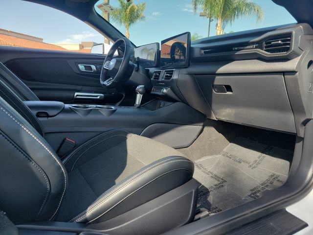 Used 2026 Ford Mustang Coupe RWD image 22