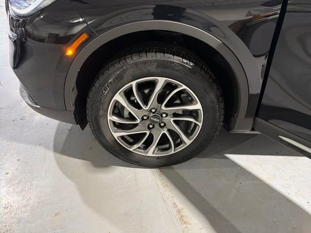 Certified 2022 Lincoln Corsair AWD w/ Equipment Group 101A image 31