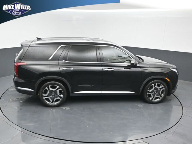 Used 2024 Hyundai Palisade Limited FWD image 16