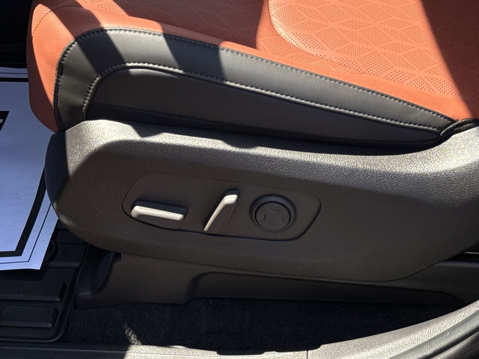 New 2026 Kia Carnival EX FWD image 27
