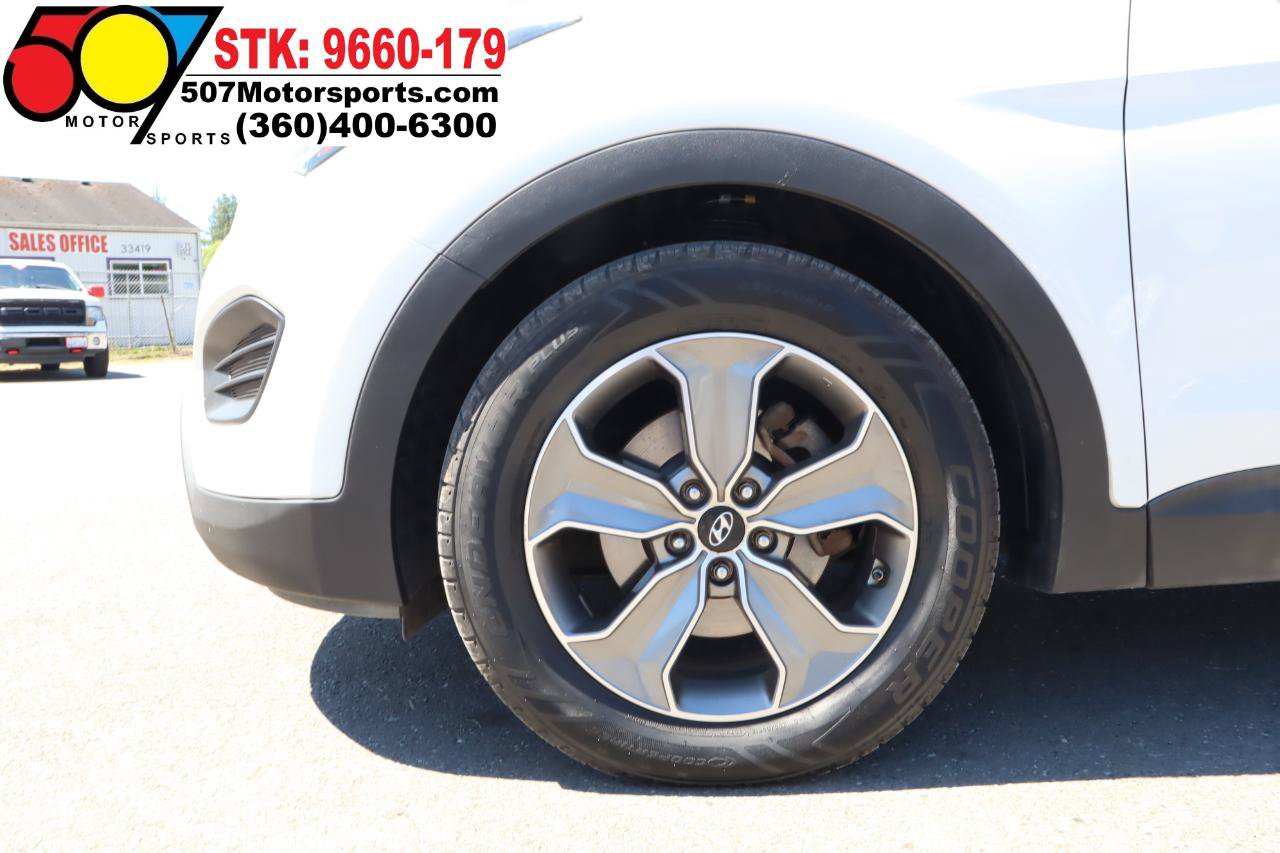 Used 2013 Hyundai Santa Fe GLS AWD/4WD image 21