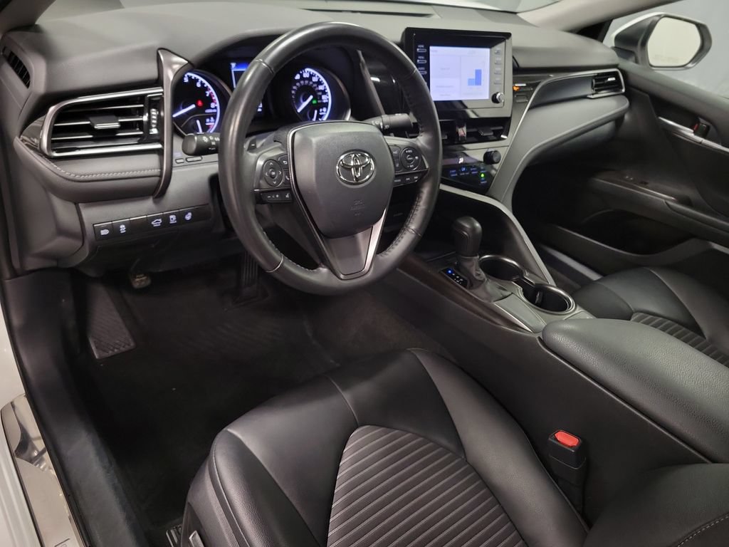 Used 2024 Toyota Camry SE FWD image 16