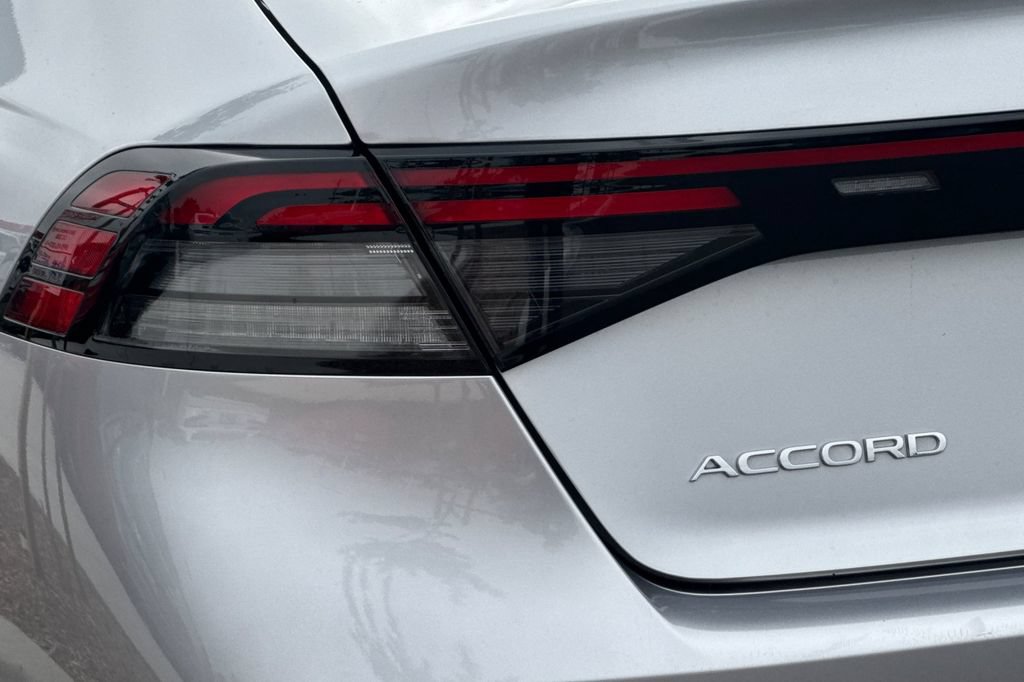 Certified 2025 Honda Accord SE image 34