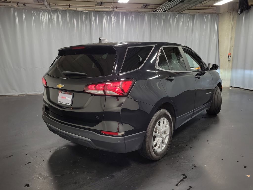 Used 2024 Chevrolet Equinox LT FWD image 8