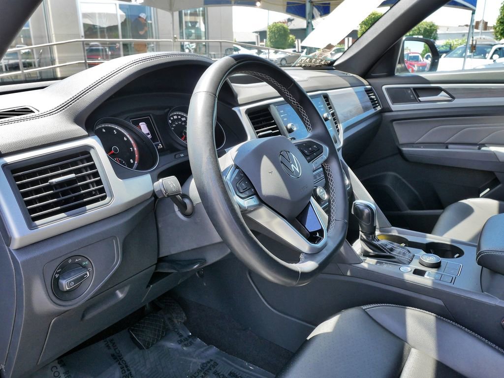 Used 2021 Volkswagen Atlas Cross Sport SE AWD/4WD image 24