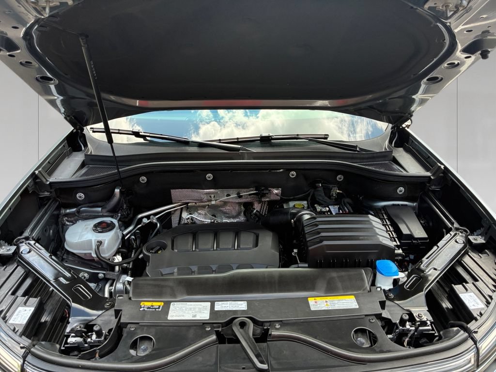 Used 2025 Volkswagen Atlas SE AWD/4WD image 20
